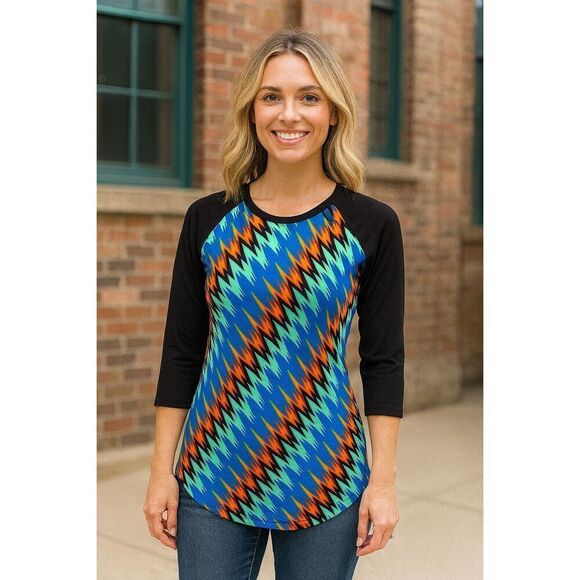 LuLaRoe Randy XXS Raglan Baseball Tee Multicolor Zig Zag NWT - Picture 2 of 5